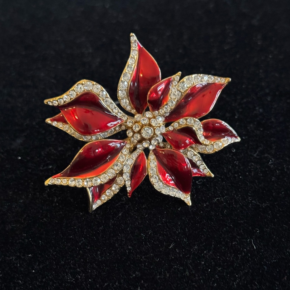 Poinsettia Brooch